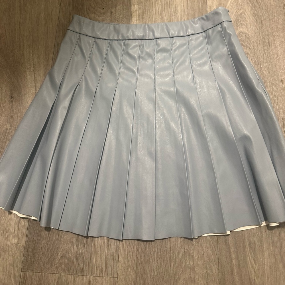 graffiti blue skirt sz small preowned